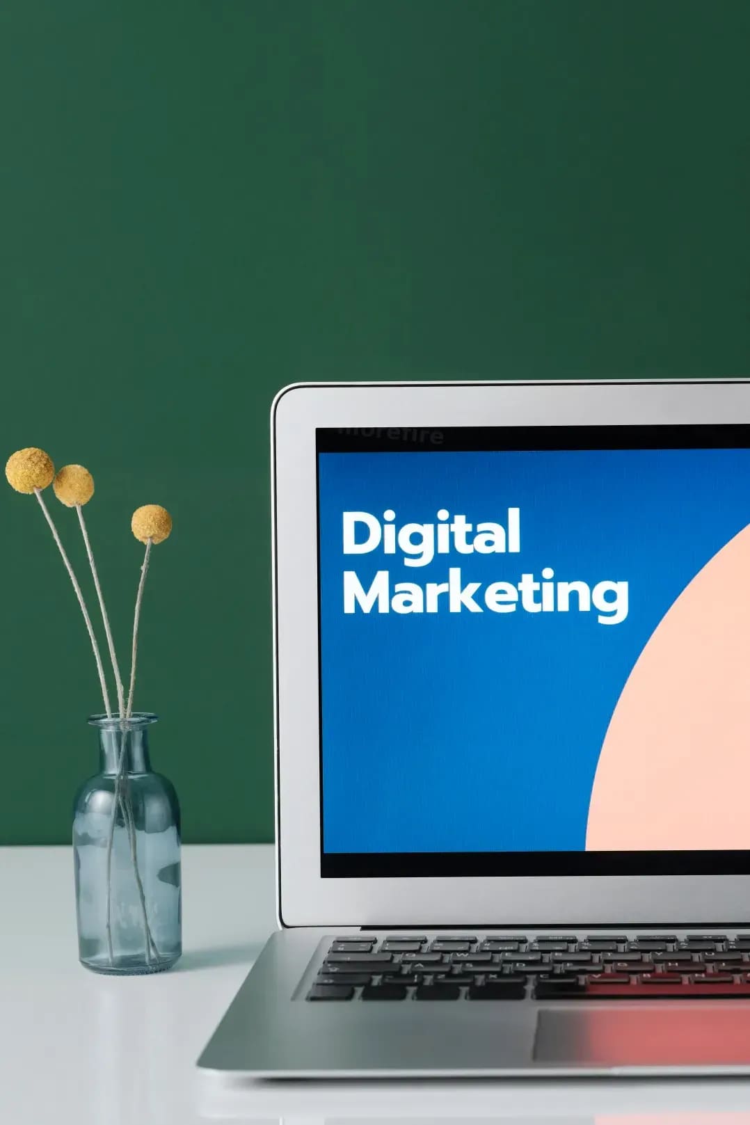 Performance Marketing smarter steuern: Daten, Attribution und Budget-Fokus